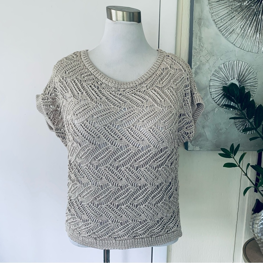 NWT  White House Black Market beige polyester crochet top size S
